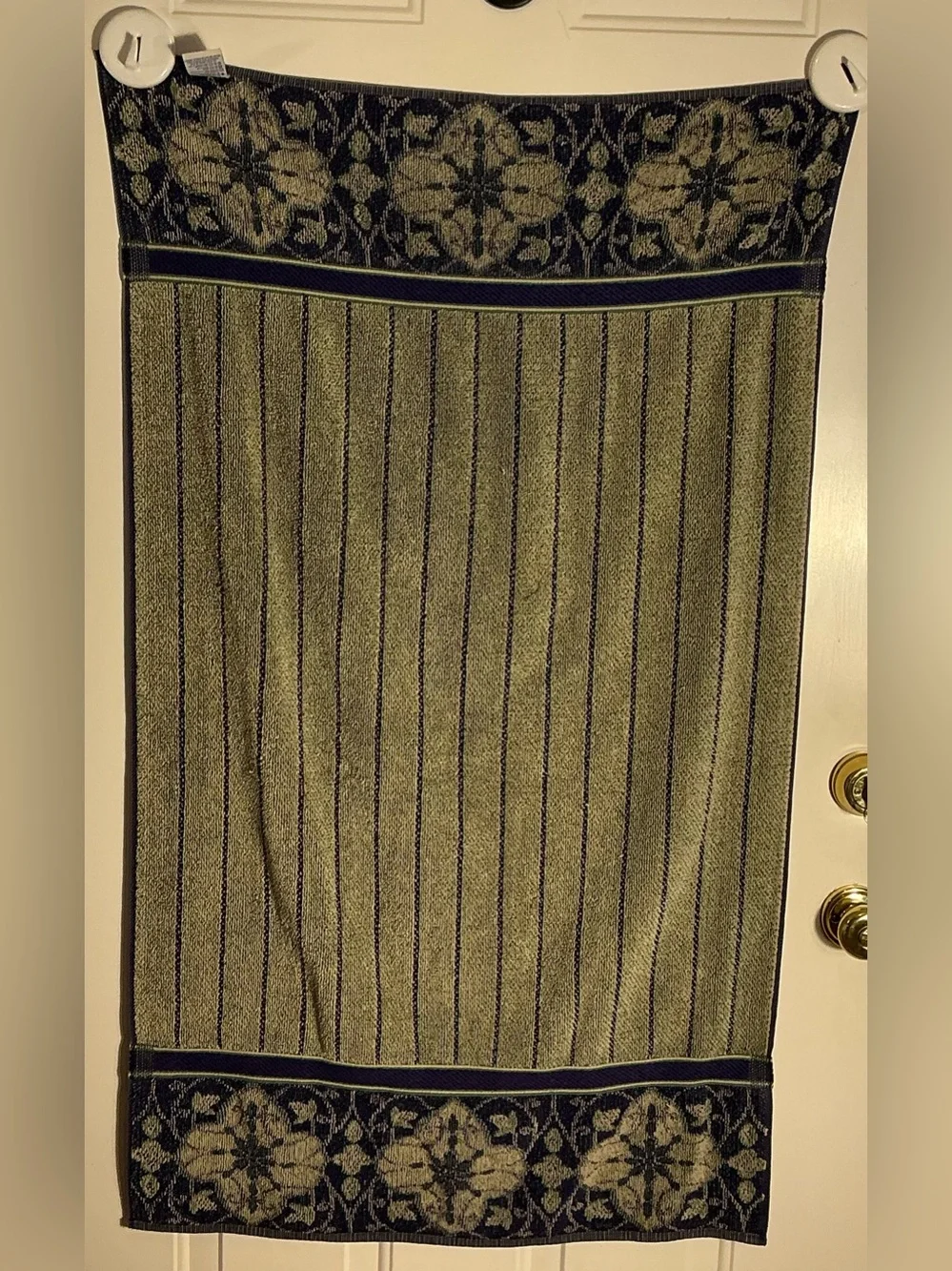 Vintage Royal Velvet Fieldcrest Bath Towel